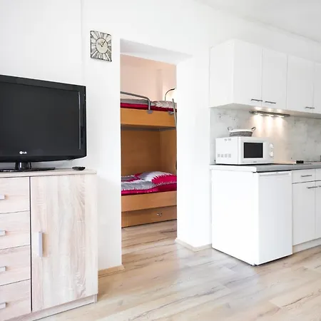 Japka Apartment